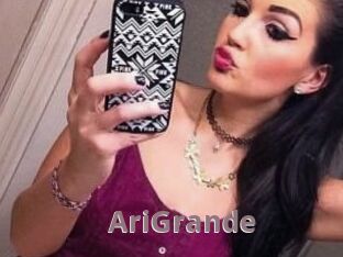 AriGrande
