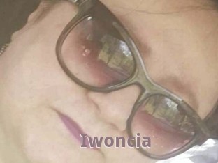 iwoncia Chienne Soumise