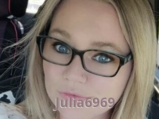 Julia6969